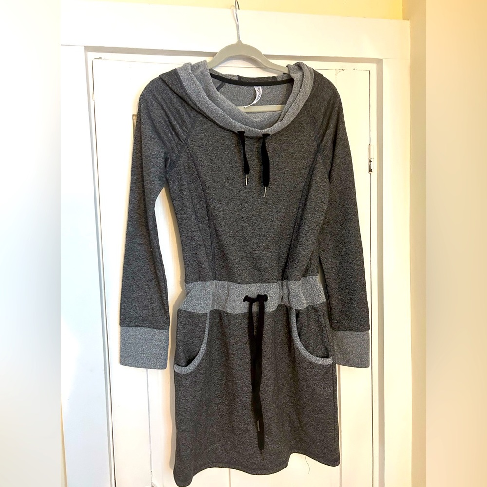 Freedom Trail by kyodon “sweatshirt” style dress P/S